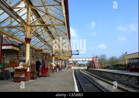La piattaforma a Ramsbottom stazione sulla East Lancs Railway Foto Stock