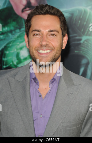 Zachary Levi presso gli arrivi per Lanterna Verde Premiere, Grauman's Chinese Theatre di Los Angeles, CA 15 Giugno 2011. Foto di: Dee Cercone/Everett Collection Foto Stock