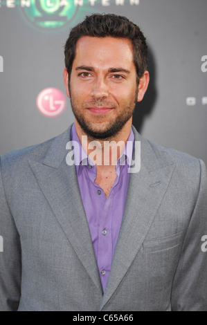 Zachary Levi presso gli arrivi per Lanterna Verde Premiere, Grauman's Chinese Theatre di Los Angeles, CA 15 Giugno 2011. Foto di: Elizabeth Goodenough/Everett Collection Foto Stock