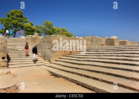 Il Royal entrata del palazzo minoico di Festo (o "Festos") a sud di Creta, prefettura di Iraklion, Grecia Foto Stock