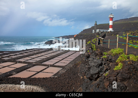 Salinas de fuencaliente, nuovo e vecchio faro di Faro de fuencaliente, south coast, la palma isole canarie Spagna, Europa Foto Stock