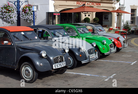 Citroen 2CV automobili Foto Stock