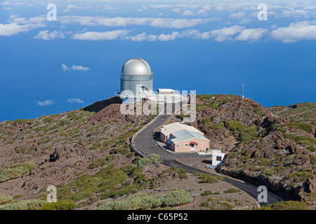 Osservatorio astronomico sulla sommità del Roque de los Muchachos, Parque Nacional de la Caldera de Taburiente, isola di La Palma, Isole canarie, Spagna, Europa Foto Stock