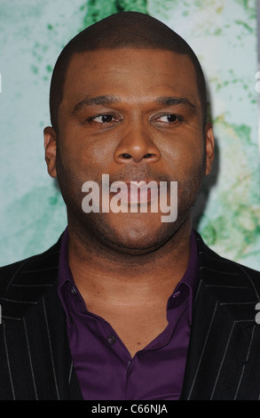 Tyler Perry all'arrivo per ragazze colorati Premiere Screening, Il Teatro Ziegfeld, New York, NY Ottobre 25, 2010. Foto di: Kristin Callahan/Everett Collection Foto Stock