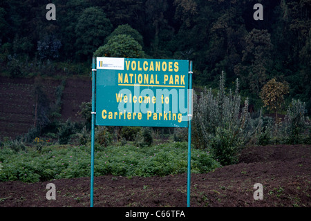 Parco Nazionale Vulcani segno Foto Stock