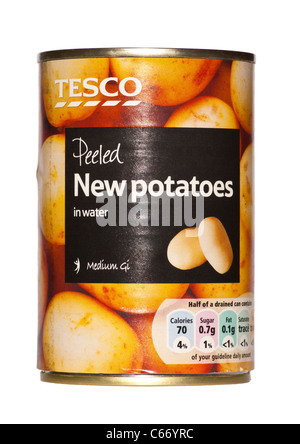 Lo stagno di Tesco Pelate le patate di primizia Foto Stock