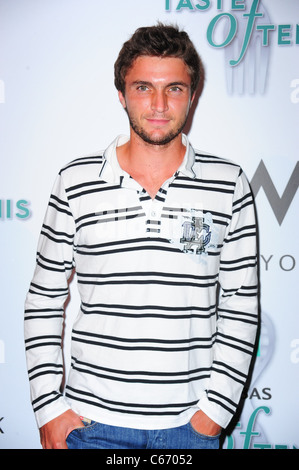 Gilles Simon ad una apparizione pubblica per la undicesima edizione del BNP PARIBAS sapore di Tennis, il W Hotel, New York, NY Agosto 26, 2010. Foto di: Gregorio T. Binuya/Everett Collection Foto Stock