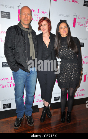 Bruce Willis, Rumer Willis, Demi Moore al dopo-party per amore, perdita, e ciò che ho indossato i nuovi membri del cast partito, B Smith's Restaurant, New York, NY Marzo 24, 2011. Foto di: Gregorio T. Binuya/Everett Collection Foto Stock