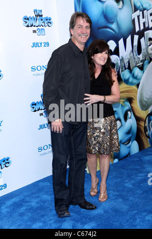 Jeff Foxworthy presso gli arrivi per i puffi Premiere, il Teatro Ziegfeld, New York, NY Luglio 24, 2011. Foto di: Andres Otero/Everett Collection Foto Stock