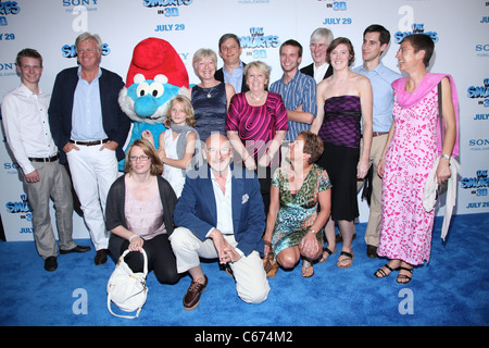 Veronique Culliford e gli ospiti in arrivo per i puffi Premiere, il Teatro Ziegfeld, New York, NY Luglio 24, 2011. Foto di: Foto Stock