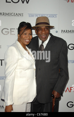 Bill Cobbs presso gli arrivi per ottenere bassa Premiere, Samuel Goldwyn Theatre al AMPAS, Los Angeles, CA Luglio 27, 2010. Foto di: Dee Cercone/Everett Collection Foto Stock