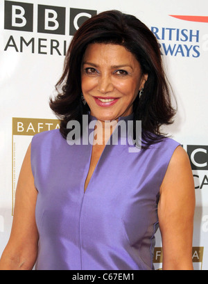 Shohreh Aghdashloo presso gli arrivi per ottavo premio BAFTA annuale/LA TV Tea Party, Hyatt Regency Century Plaza Hotel di Los Angeles, CA Agosto 28, 2010. Foto di: Dee Cercone/Everett Collection Foto Stock