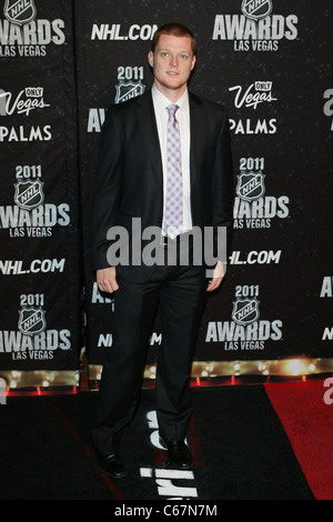 Cory Schneider presso gli arrivi per 2011 National Hockey League NHL AWARDS, Palms Casino Resort Hotel Las Vegas NV, Giugno 22, 2011. Foto di: James Atoa/Everett Collection Foto Stock