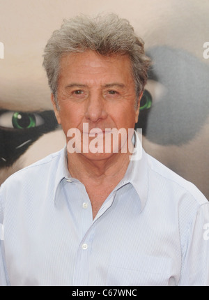 Dustin Hoffman presso gli arrivi di Kung Fu Panda 2 Premiere, Grauman's Chinese Theatre di Los Angeles, CA Maggio 22, 2011. Foto di: Dee Foto Stock