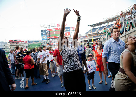 La First Lady Michelle Obama partecipa a una famiglia di militari evento di riconoscimento ai cittadini Park Foto Stock