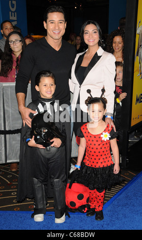 Mario Lopez presso gli arrivi per MEGAMIND Premiere, Grauman's Chinese Theatre di Los Angeles, CA 30 ottobre 2010. Foto di: Dee Cercone/Everett Collection Foto Stock