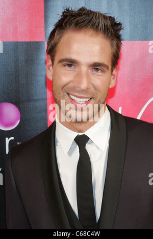 Simon Huck di presenze per la fabbrica di zucchero American Brasserie Grand Opening al Paris Las Vegas Paris Las Vegas Hotel Las Vegas NV il 4 marzo 2011. Foto di: James Atoa/Everett Collection Foto Stock