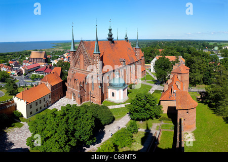 Cattedrale di Frombork, un luogo dove ha lavorato Copernico. Foto Stock