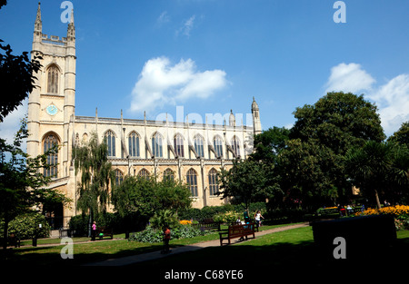 St Lukes Chiesa e Gardens, Londra Foto Stock