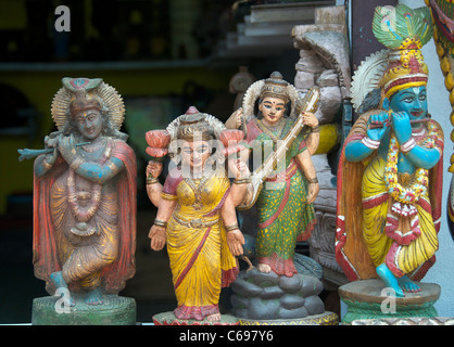 Statue di divinità Indù in vetrina ebreo città Kochi Kerala India del Sud Foto Stock