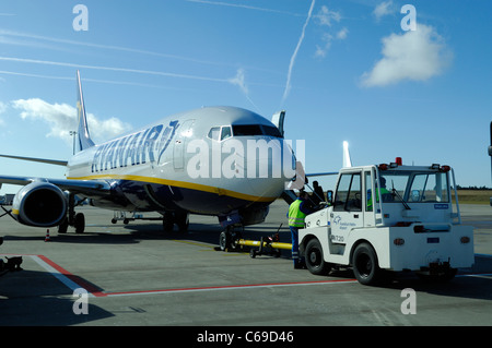 Boeing 737 aereo Ryanair, aeroporto Frankfurt-Hahn, Germania Foto Stock