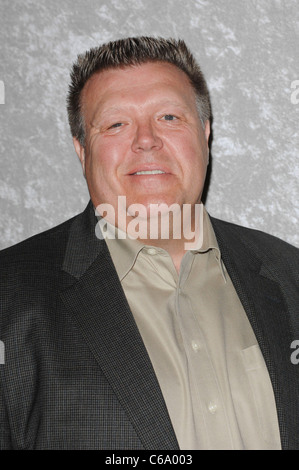 Joel McKinnon Miller presso gli arrivi per il grande amore Season premiere su HBO, Directors Guild of America (DGA) teatro, Los Angeles, CA Foto Stock