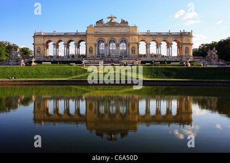 Gloriette, Palazzo Schoenbrunn, Vienna Foto Stock