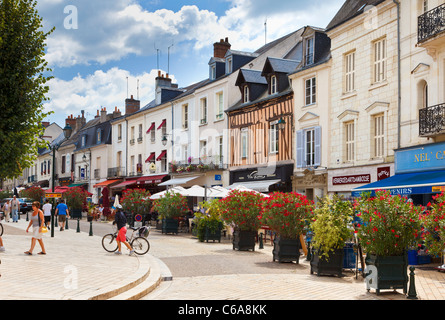 Scena di strada in Amboise, Indre et Loire, Francia, Europa Foto Stock