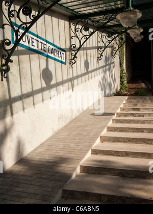 Buvette Cachat funicolare dalla stazione ferroviaria, Evian Les Bains, Francia Foto Stock