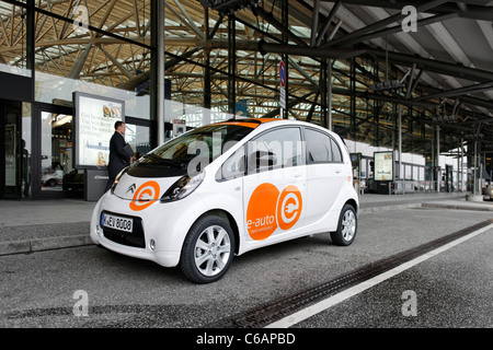 Primo prodotto di serie, completare l'auto elettrica in Germania, Citroen C-Zero Airdream, veicolo elettrico E-car, Amburgo, Germania Foto Stock