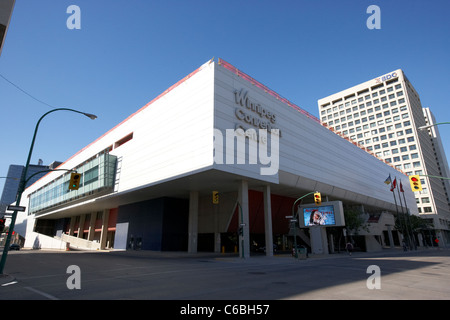 Winnipeg convention center building downtown Winnipeg Manitoba Canada Foto Stock