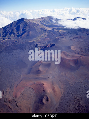 Vista aerea del Haleakalā cratere vulcanico, Maui, Hawaii, Stati Uniti d'America Foto Stock