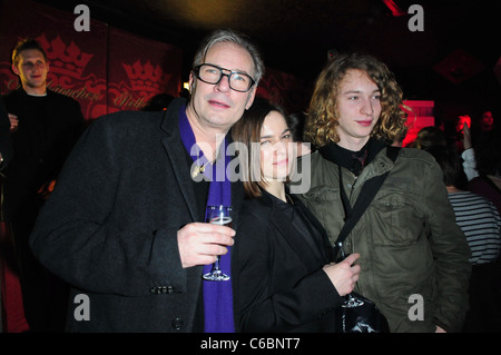 Leander Haussmann, Annika Kuhl, ospite a Tele 5 Direttore di tagliare la notte - a puro Sky Lounge durante il sessantesimo Berlin International Foto Stock