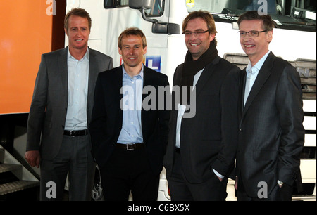 Florian Koenig, Juergen Klinsmann, Juergen Klopp, Guenther Jauch a RTL TV conferenza stampa e photocall a promuovere la Foto Stock