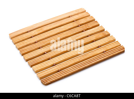 Square, trivet in legno isolato su sfondo bianco Foto Stock