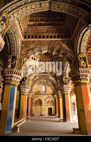 Gli ornati Durbar Hall di Tanjore Palace a Thanjavur, Tamil Nadu, India. Foto Stock
