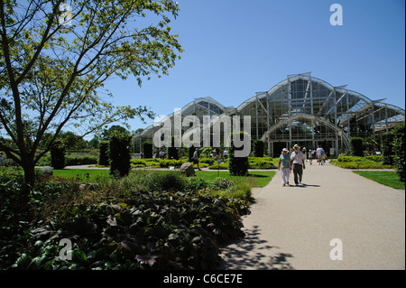 La Glasshouse della RHS Gardens at Wisley Surrey in Inghilterra REGNO UNITO Foto Stock