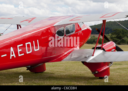 De Havilland DH-90 Dragonfly, reg G-AEDU al Castello di Belvoir Foto Stock