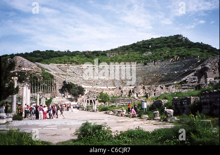 Il grande teatro all aperto a Efeso prima è stato utilizzato per rappresentazioni teatrali ma più tardi anche per romano dei gladiatori. Foto Stock