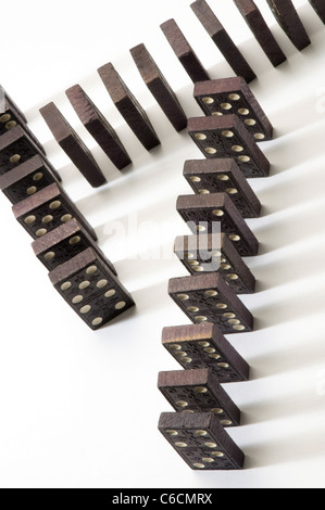 Domino nero su bianco Foto Stock