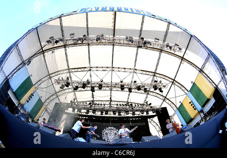 Giorno 3 Dell Latitude Festival 2010 a Henham Park Station Wagon Southwold, Inghilterra - 18.07.10 Nick sottaceti Foto Stock