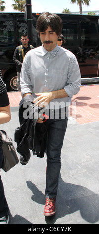 Jason Schwartzman è visto arrivare al Comic Con. San Diego, California - 24.07.10 Apega/Agent47 Foto Stock