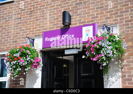 Register Office, Municipio, St.Ives Rd, Maidenhead, Royal Borough of Windsor e Maidenhead, Berkshire, Inghilterra, Regno Unito Foto Stock