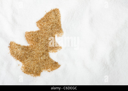 Albero di Natale fatto di cristalli di zucchero in zucchero bianco Foto Stock