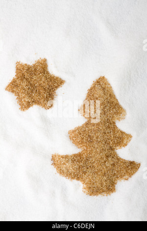 Albero di Natale fatto di cristalli di zucchero in zucchero bianco Foto Stock
