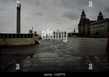 Liverpool Memoriale Navale, Liverpool, in Inghilterra. Mantenuto dalla Commissione delle tombe di guerra del Commonwealth, CWGC. Foto Stock