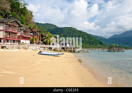 Panuba Inn Resort sulla spiaggia di Panuba, Pulau Isola di Tioman, Malaysia, Asia sud-orientale, Asia Foto Stock