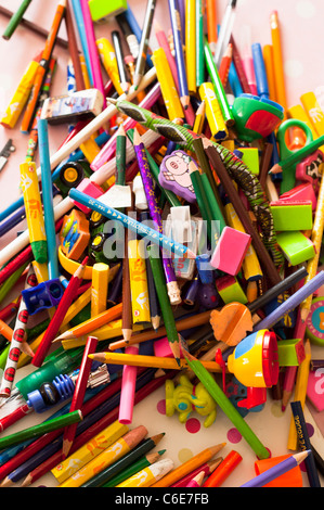 Colorato da colorare per bambini penne Foto stock - Alamy