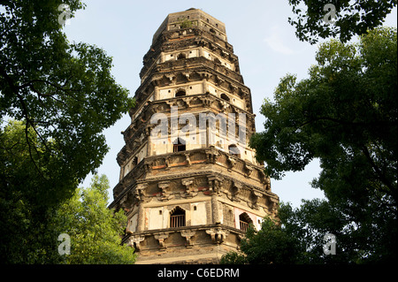 Pagoda Yunyan, la Collina della Tigre o Huqiu Hill, Suzhou, Cina.12-Aug-2011 Foto Stock