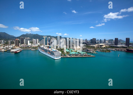 Aloha Tower, Porto di Honolulu e Oahu, Hawaii Foto Stock